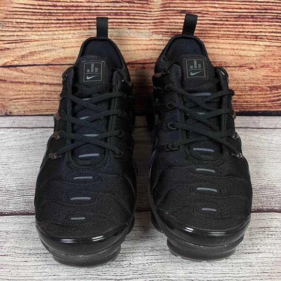 Nike Vapormax Tripe Black Low Top Shoes - Picture 5 of 9